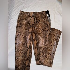 Zara women’s leather pants